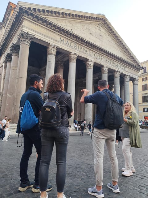 Rome: City Highlights Golf Cart Tour with Aperitivo - The Colosseum and Circus Maximus
