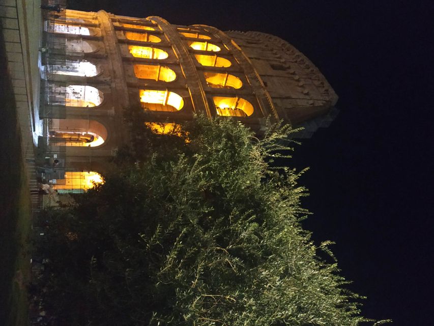 Rome: City Highlights Small Group Walking Tour by Night - Piazza Venezia and Palazzo Venezia along the way