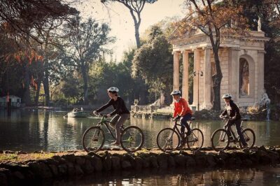 Rome City Small Group Bike Tour with quality Cannondale EBike
