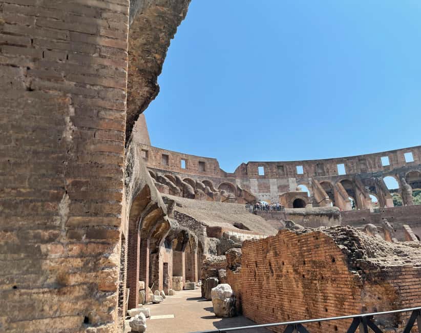 Rome: Colosseum and Altar of the Fatherland Elevator Ticket - Use the English walk for Rome’s central sights