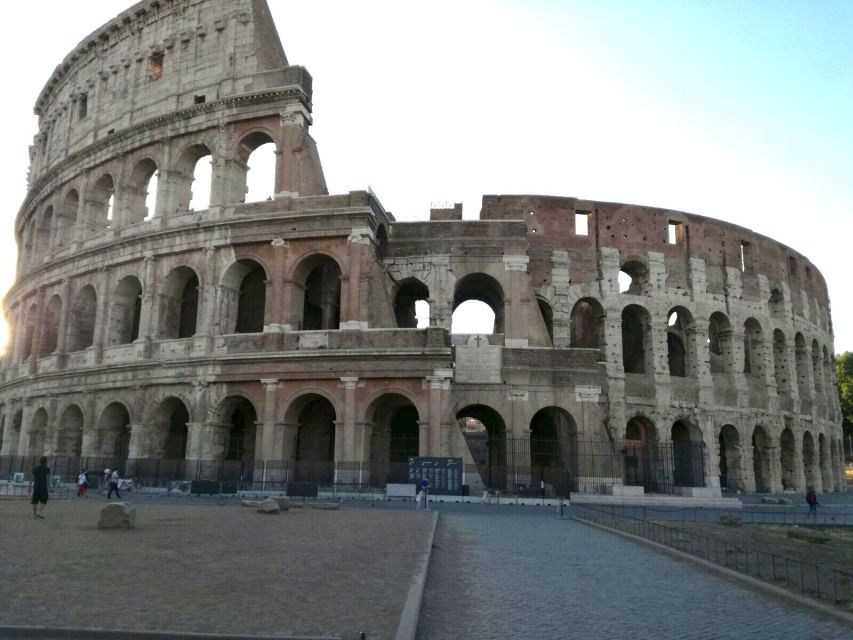 Rome: Colosseum and Palatine Hill Guided Walking Tour - Why this route gives you more than a Colosseum photo