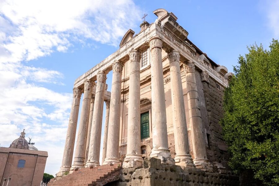 Rome: Colosseum and Roman Forum Access with Audio Guide App - Should you book this Colosseum experience?