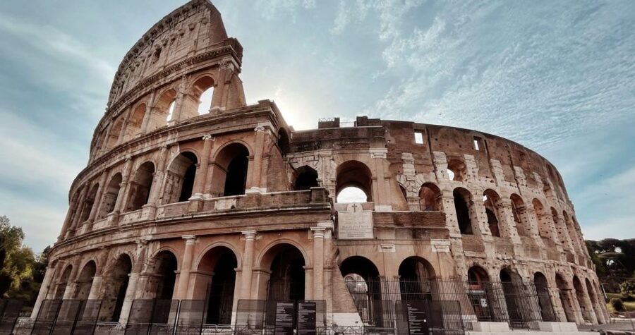 Rome: Colosseum Arena Floor, Roman Forum & Palatine 10 pax - Walking through the Roman Forum