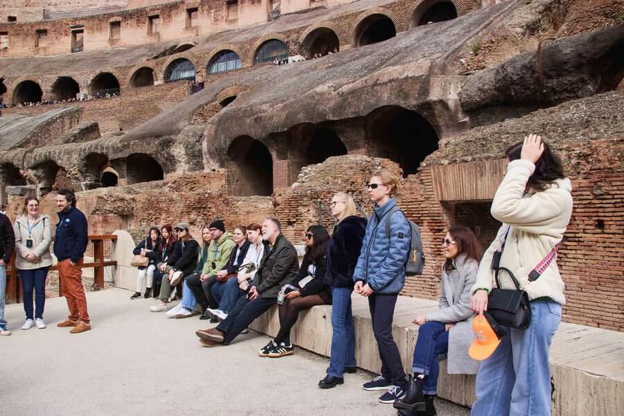 Rome: Colosseum Arena, Forum & Palatine Hill Guided Tour - Key points to know before booking