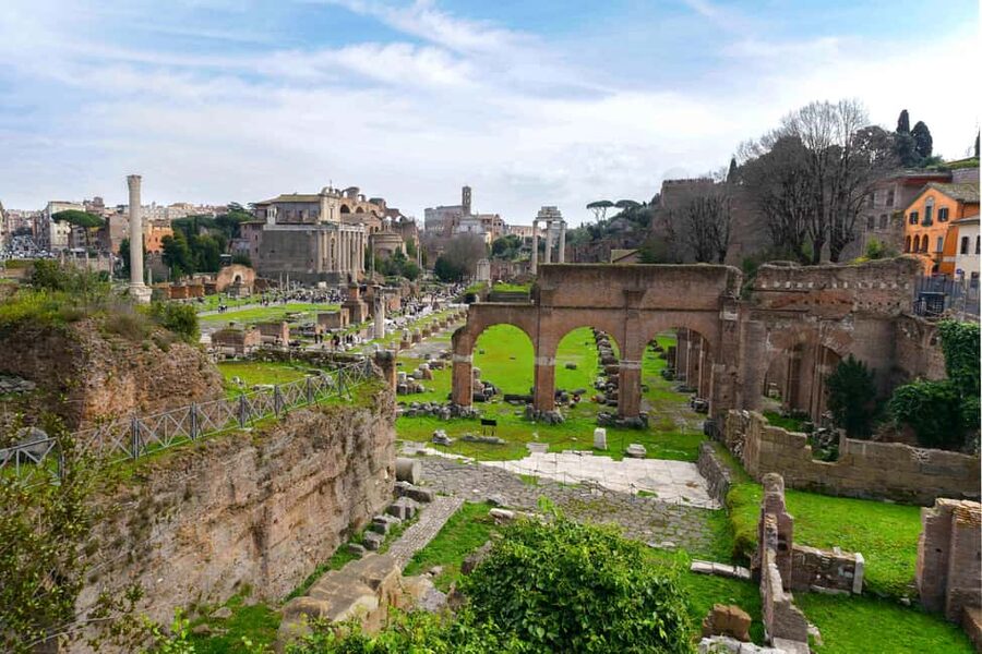 Rome: Colosseum Arena, Forum & Palatine Hill Guided Tour - Should you book the Colosseum Arena, Forum and Palatine Hill tour?