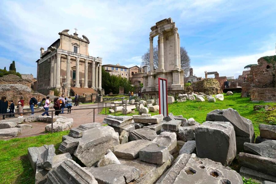 Rome: Colosseum Arena, Forum & Palatine Hill Guided Tour - Palatine Hill and Rome from above