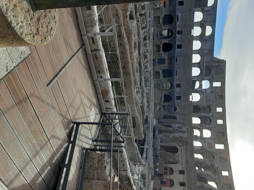 Rome: Colosseum Arena Private 1.5 hour Tour - What the small group changes