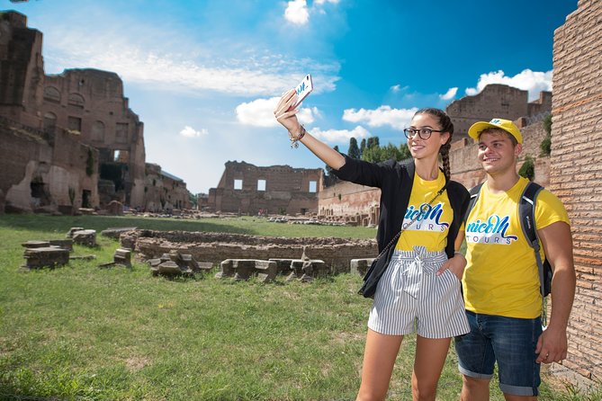 Rome: Colosseum Arena, Roman Forum & Palatine Hill Tour - Walking, heat, stairs, and what to carry