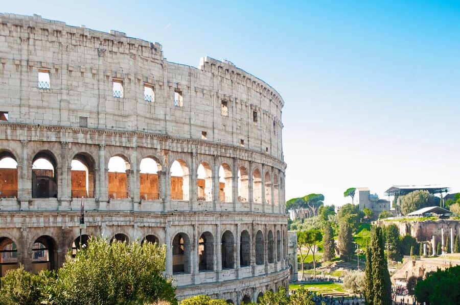 Rome: Colosseum Arena, Roman Forum & Palatine Tour - What to bring and what to leave behind