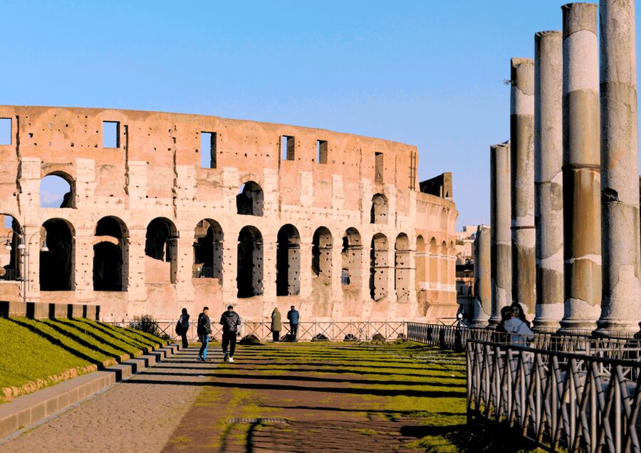 Rome: Colosseum Arena & Roman Forum Small Group Tour - Walking through the Roman Forum