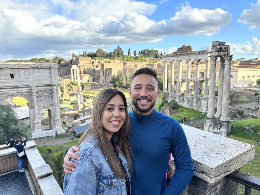 Rome: Colosseum, Circus Maximus, Forum & Ancient Rome Tour - Circus Maximus and the final Colosseum view