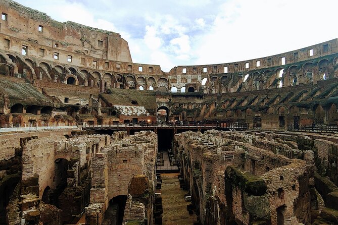 Rome: Colosseum Express Guided Tour - The guide can turn a short visit into a good one