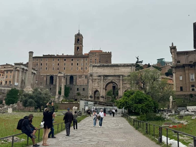 Rome: Colosseum, Forum and Palatine Hill - Palatine Hill and the imperial view