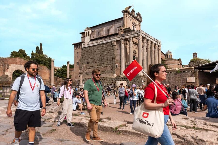 Rome: Colosseum, Forum, and Palatine Tour - The Guide Makes the Difference