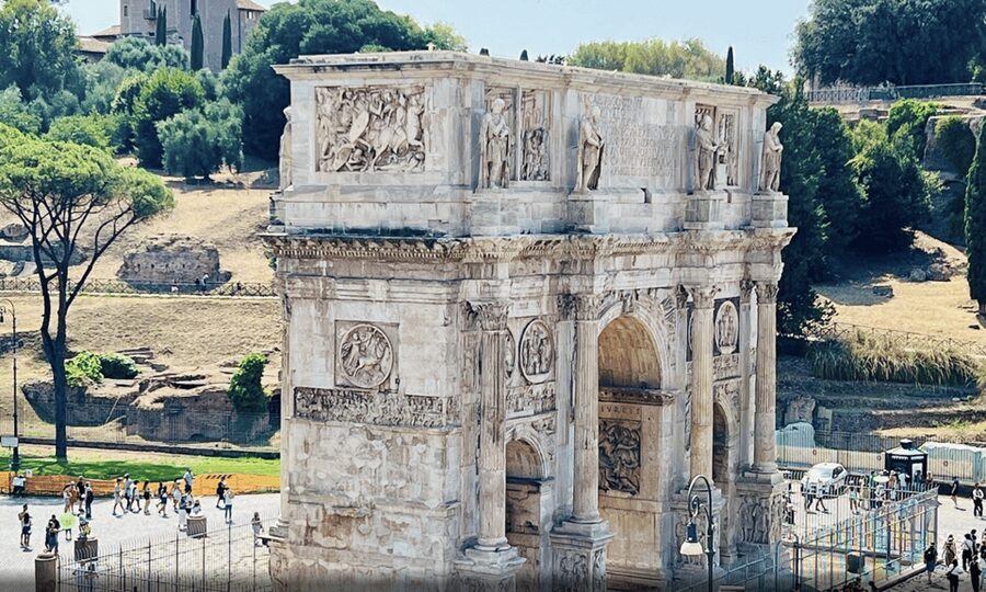 Rome: Colosseum & Forum Experience with Free Audio Guide App - Should you book it?