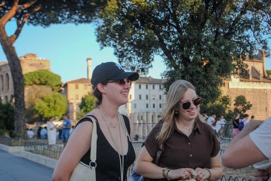 Rome: Colosseum, Forum & Palatine Hosted Entry Experience - Inside the Colosseum with the official audio guide