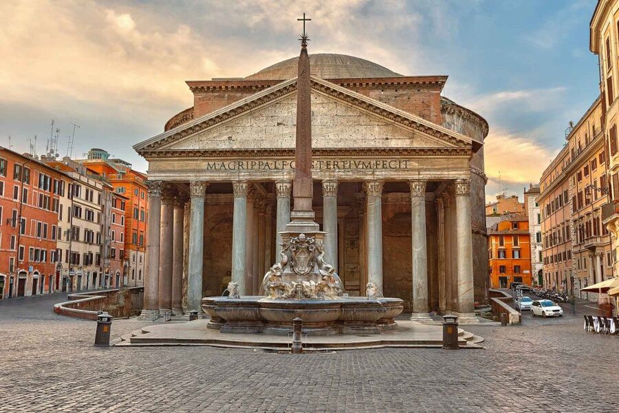 Rome: Colosseum & Forum Small Group Tour with Palatine Hill - The meeting point and the occasional weak spot