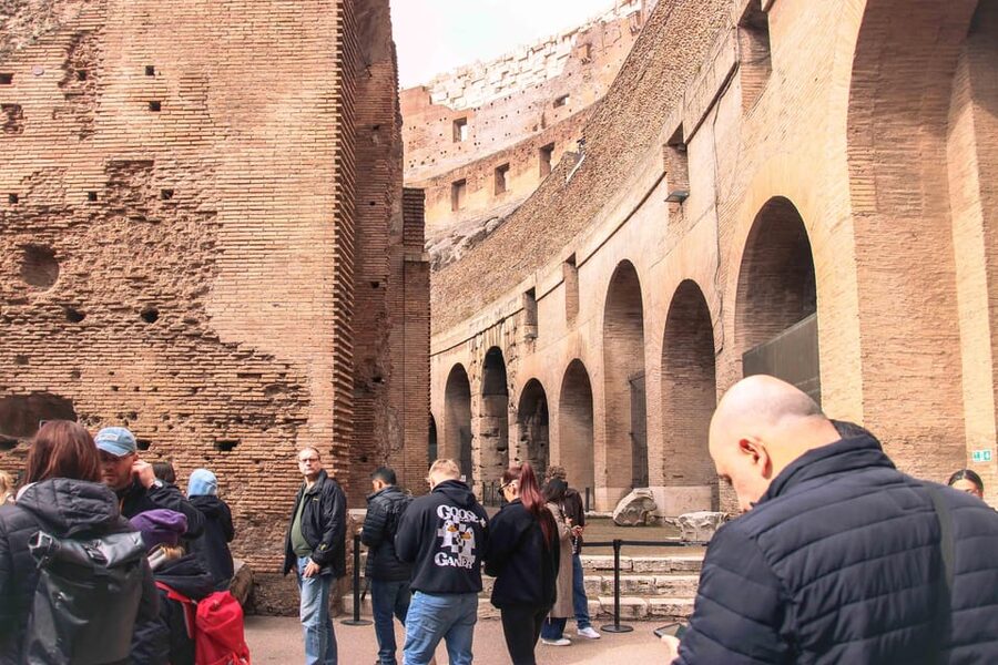 Rome: Colosseum & Forum with Audio Guide App -Optional Arena - Who should choose this Colosseum visit?