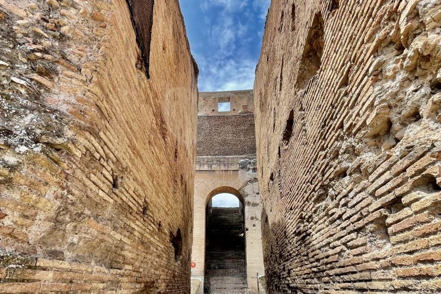 Rome: Colosseum Guided Tour with Entry Tickets - Why a one-hour Colosseum visit can work