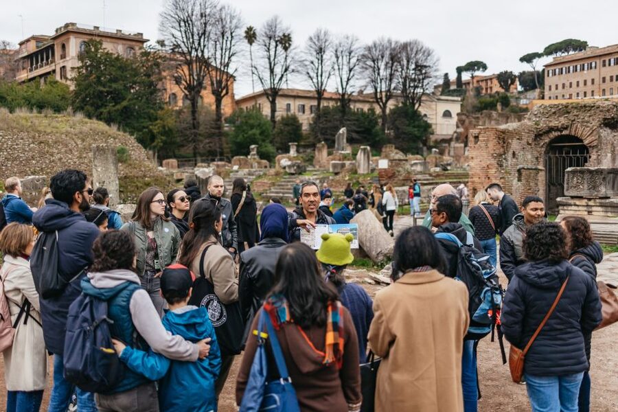 Rome: Colosseum, Palatine Hill & Roman Forum Guided Tour - Should you book it?