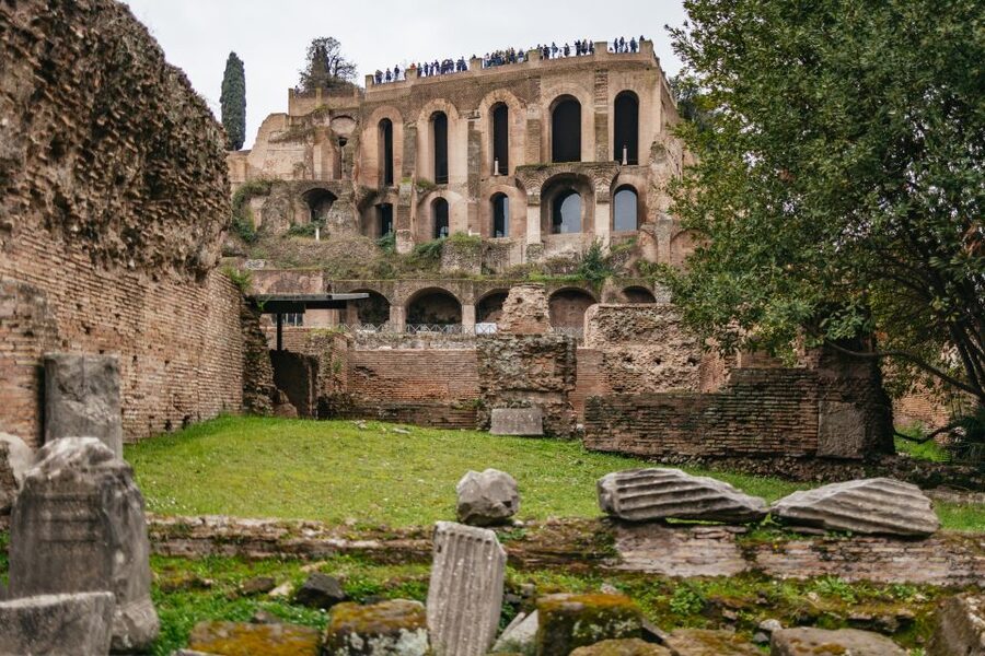 Rome: Colosseum, Palatine Hill & Roman Forum Guided Tour - Timing, walking, and practical comfort