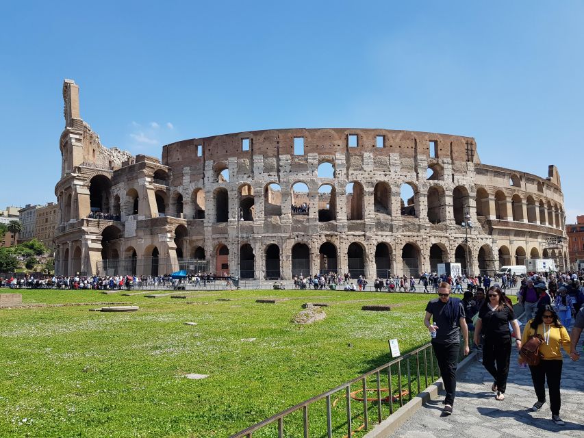 Rome: Colosseum Private Tour - Final call: a focused choice for the Colosseum