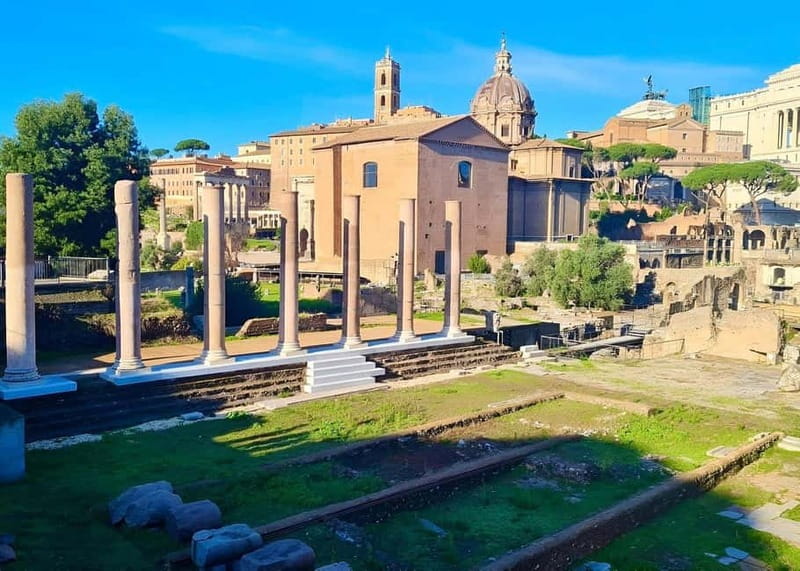 Rome: Colosseum, Roman Forum and Palatine Hill & Audioguide - Meeting outside Santi Cosma e Damiano