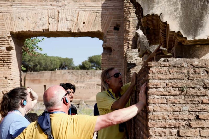 Rome: Colosseum & Roman Forum Guided Tour - Palatine Hill and the Farnese Gardens