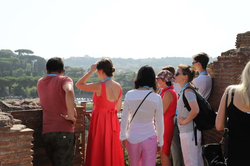 Rome: Colosseum & Roman Forum Guided Tour - The guides are the main reason to choose this tour