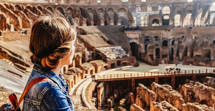 Rome: Colosseum, Roman Forum & Palatine Guided Tour - Palatine Hill: imperial homes above the city
