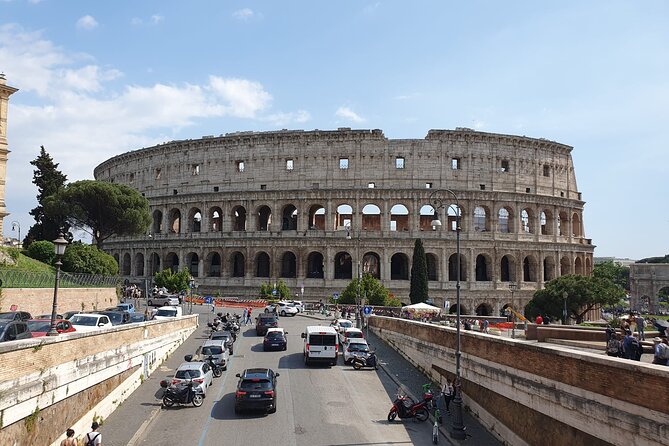 Rome: Colosseum, Roman Forum & Palatine Hill Experience - Using the audio guide without getting lost