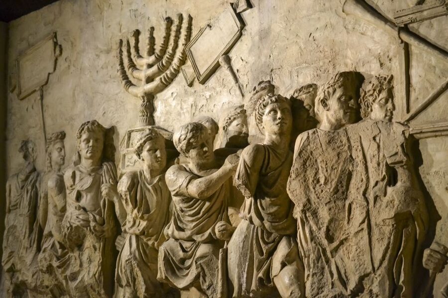 Rome: Colosseum Underground, Arena & Forum Tour - Who should choose this tour?