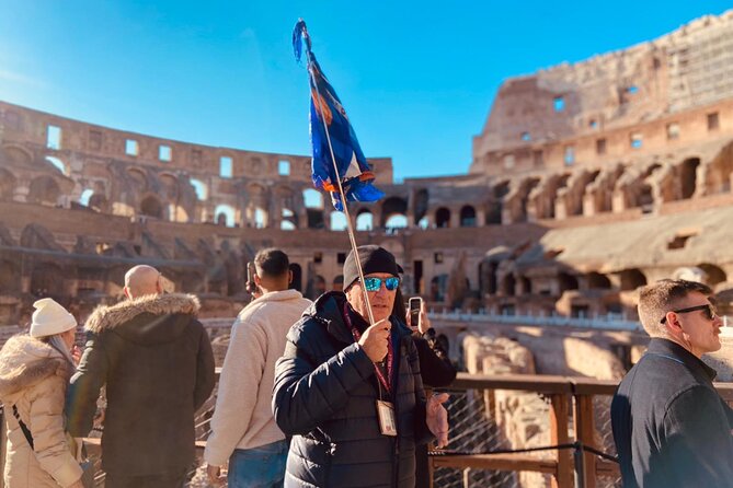 Rome: Colosseum with Arena, Roman Forum and Palatine Guided Tour - Meeting point, identification, and arrival advice
