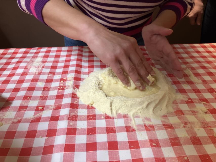 Rome Cooking Class: Handmade Tonnarelli Pasta & Tiramisu - Who should book, and who should skip it