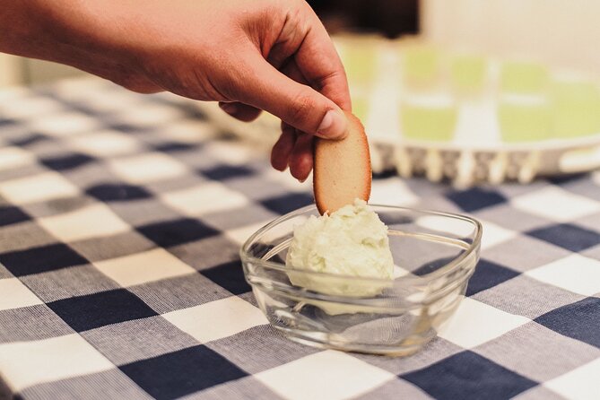 Rome Cooking Class: Make Pasta, Dine & Drink Wine With Local Chef - The pizza option changes the evening