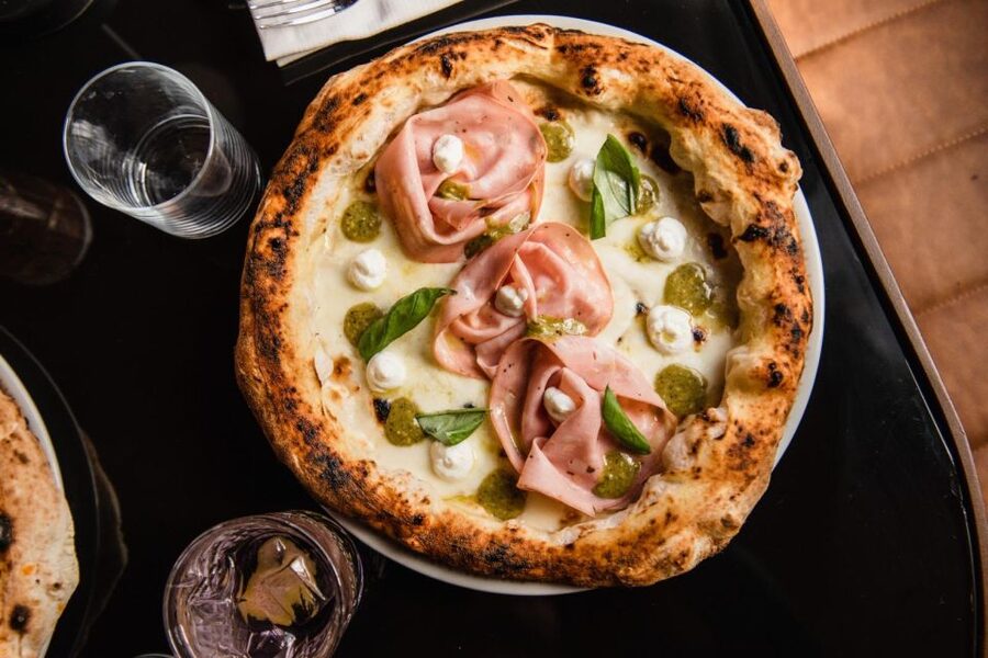 Rome: Cooking Class with a Master Neapolitan Pizzaiolo - Timing, clothing, and practical advice