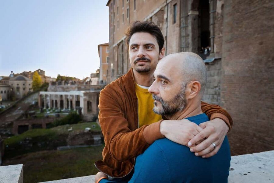 Rome: Couple Photoshoot Experience LGBTQ+ Friendly - What the feedback tells you about the photographer