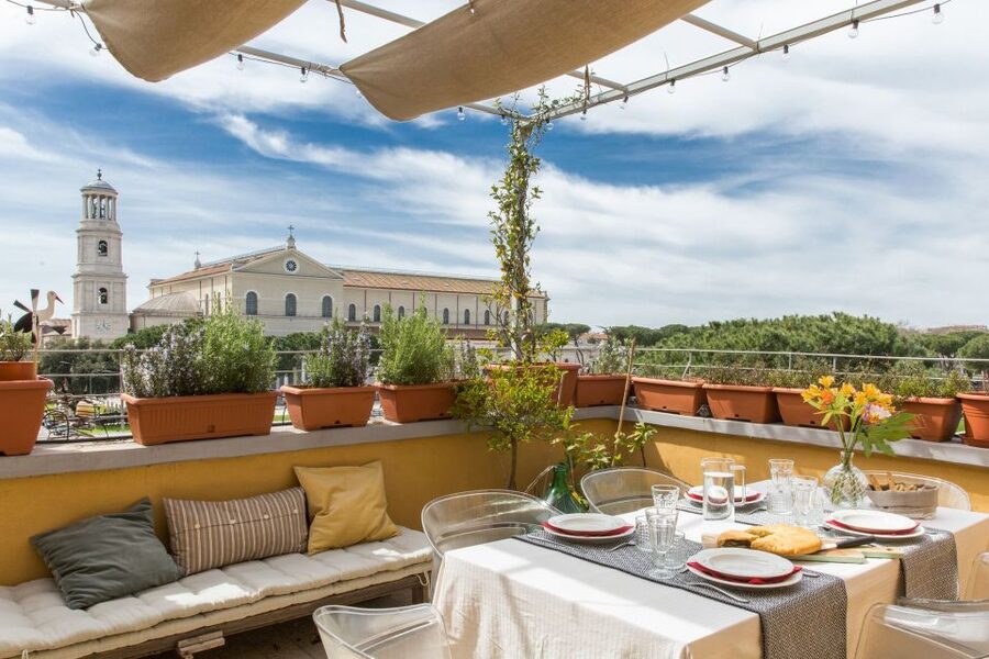 Rome: Dining Experience at a Local's Home - The opening course: antipasti and conversation