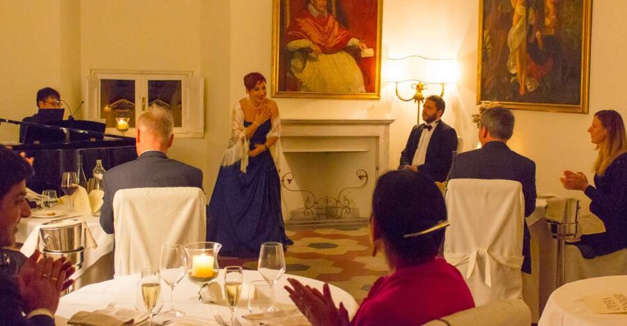 Rome: Dinner and Opera Performance at Palazzo Pamphili - Starting above Piazza Navona at 7:30 p.m.