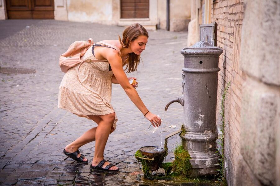 Rome: Discover the Eternal City Center Walking Tour - Largo di Torre Argentina and the death of Julius Caesar