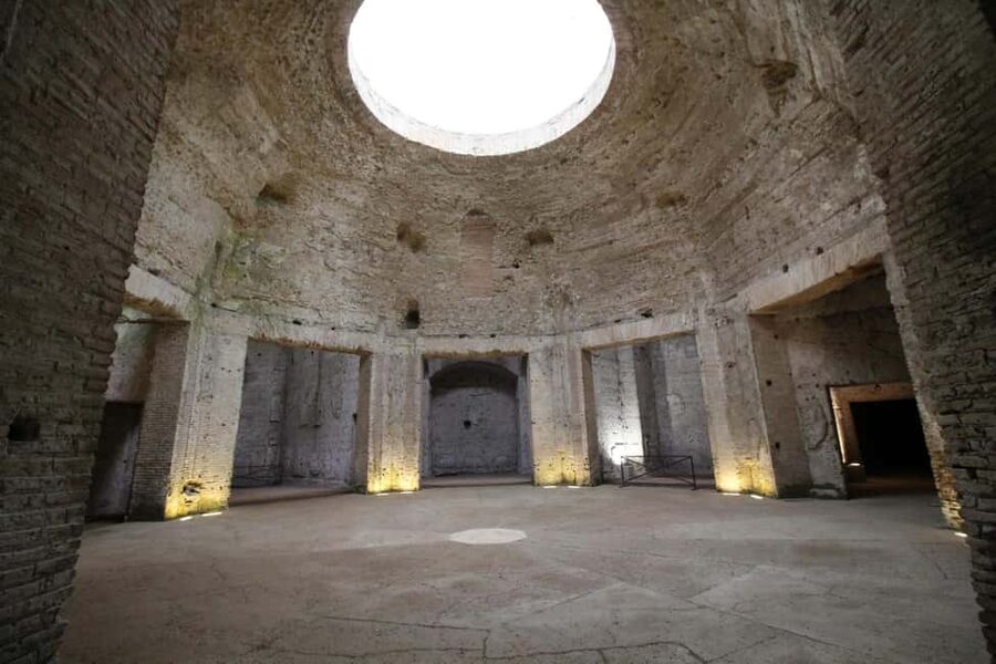 Rome: Domus Aurea Guided Tour and Virtual Reality Experience - The Golden Vault and the virtual reality presentation