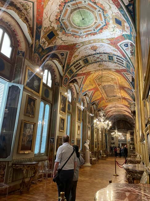 Rome: Doria Pamphilj Gallery Guided Tours - Entering the private galleries and palace rooms