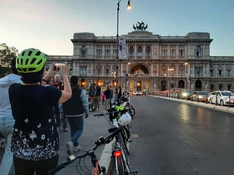 Rome: E-Bike Sunset Tour with Pizza Option - Key points at a glance