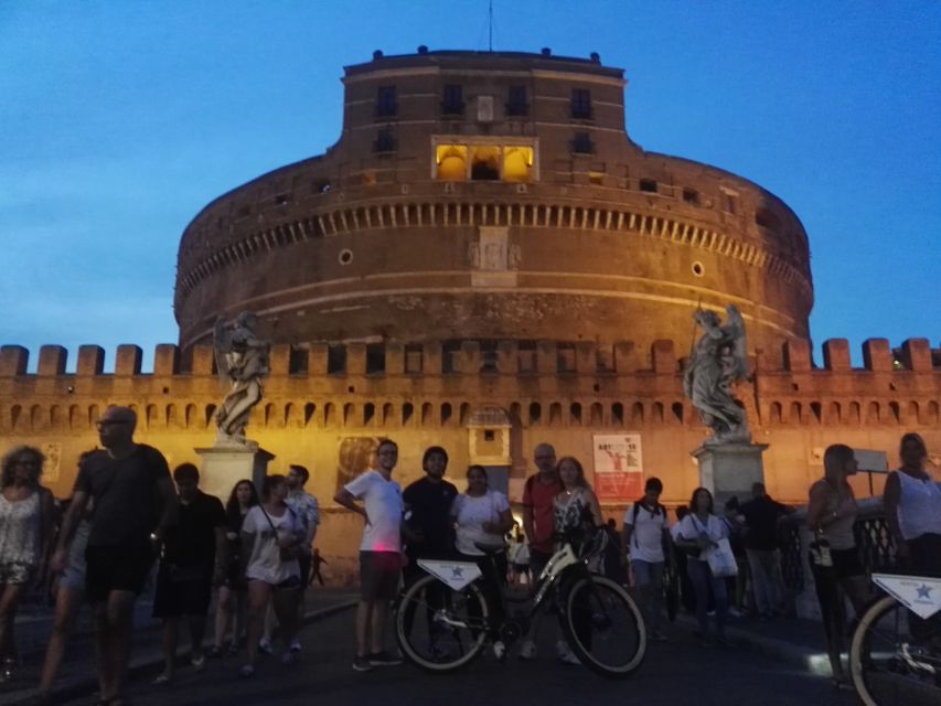 Rome: E-Bike Sunset Tour with Pizza Option - Family use and group style