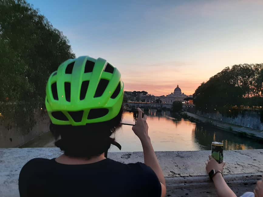 Rome: E-Bike Sunset Tour with Pizza Option - Colosseum and Roman Forum after sunset