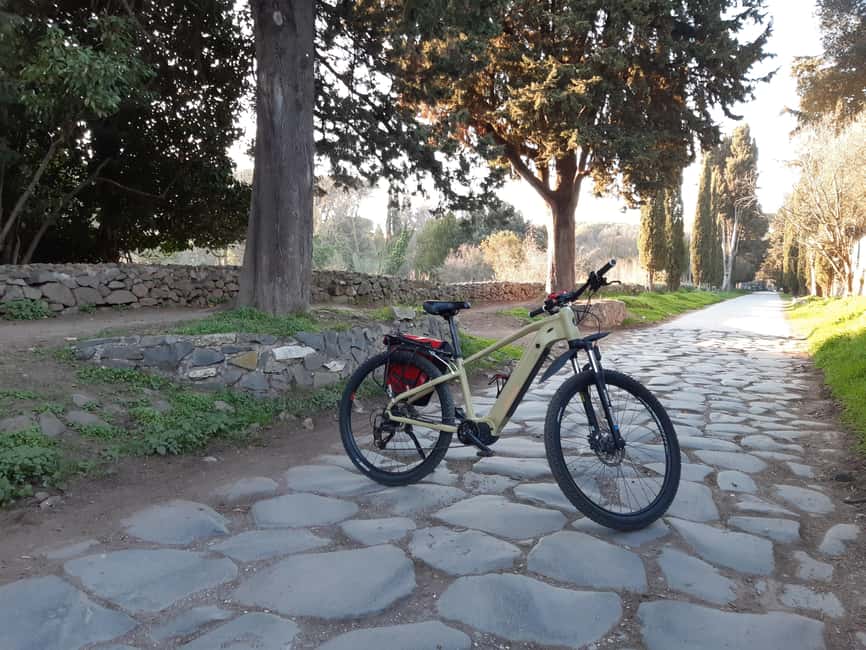 Rome: E-bike Tour From The Circus Maximus To The Catacombs - Entering the Catacombs of Rome