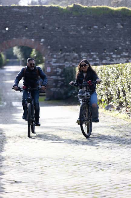 Rome: E-Bike Tour of Appia Antica, Aqueducts, and Caffarella - Villa of Maxentius, Cecilia Metella, and ancient roadside tombs