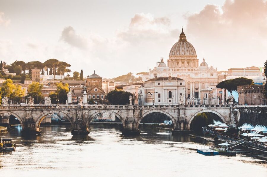 Rome E-Bike Tour – Small Group, Safe Route & Local Guide - The Pantheon and the value of a good guide