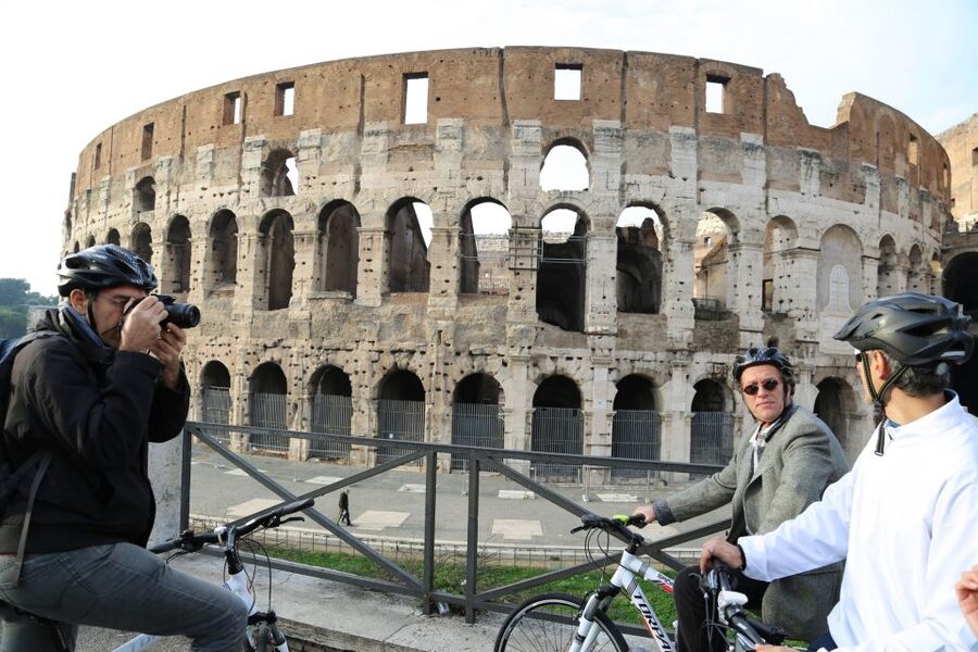Rome E-Bike Tour – Small Group, Safe Route & Local Guide - Starting near Piazza Navona and the Pantheon