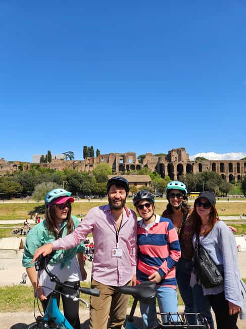 Rome E-Bike Tour with a local! (and a traditional snack) - Key points at a glance